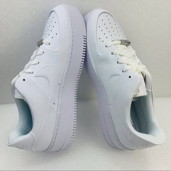 NIKE Air Force 1 Sage Low AR5339-100 White Sneaker Shoes - Women's 11.5 - Picture 4 of 11